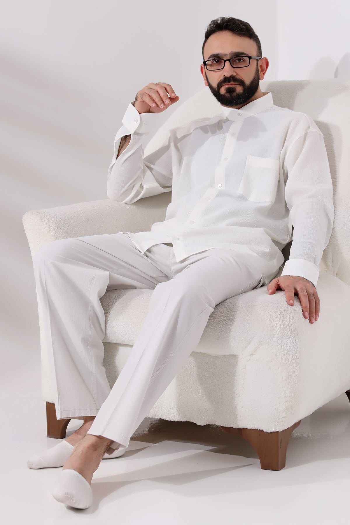 Krem Erkek Rahat Kesim Hakim Yaka Şile Bezi Hac ve Umre Gömlek