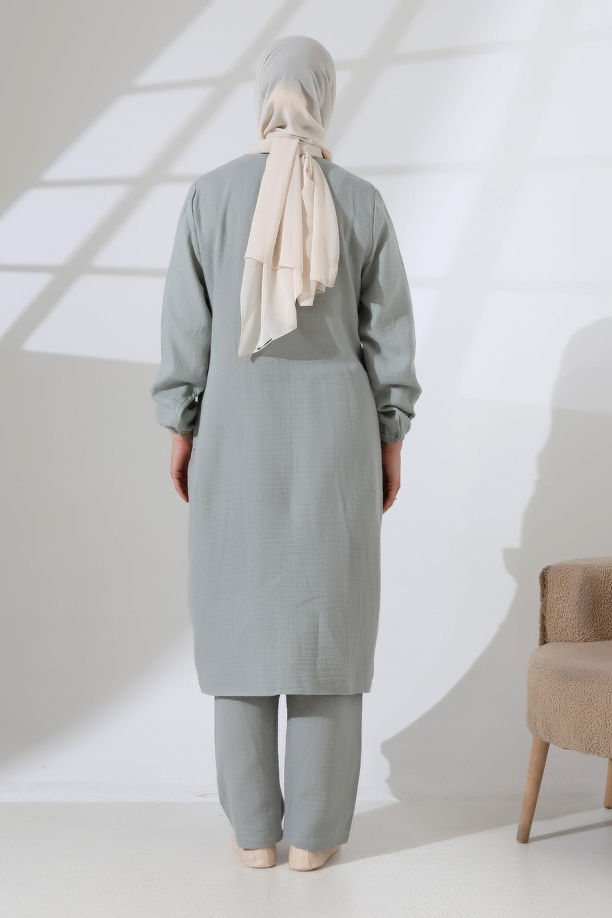 Women's Muslin Zip-Up Hijab Two-Piece Set Cotton Hajj and Umrah Outfit Mint Green (VSN)