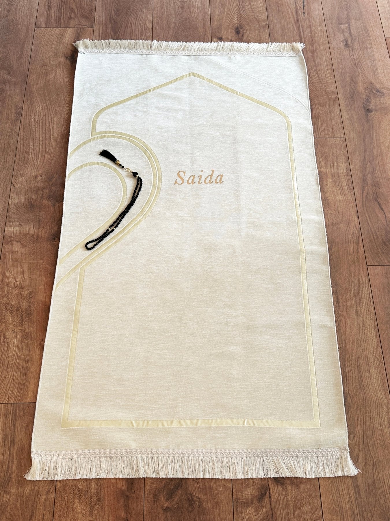 Elegant Black & Cream Muslim Prayer Rug Set for Couples | Sajadah | Janamaz - Ihvan