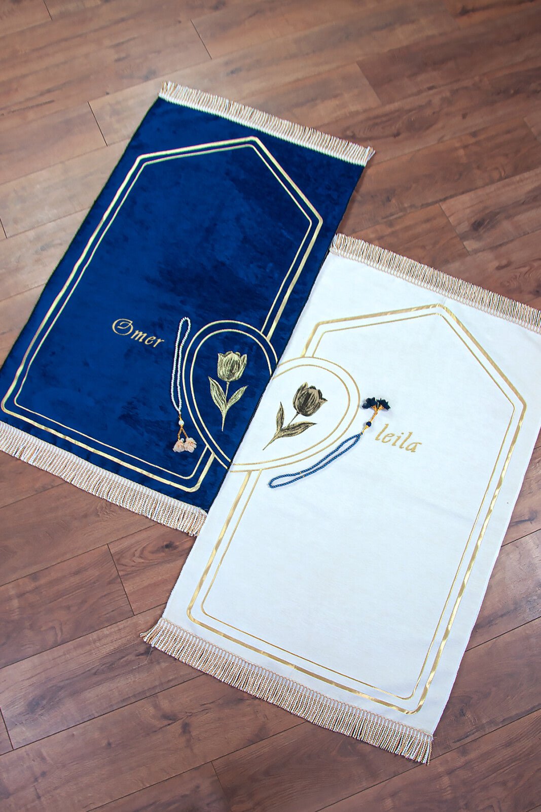 Personalized Muslim Prayer Rug Set for Couples | Chenille Janamaz with Tasbih - Ihvan