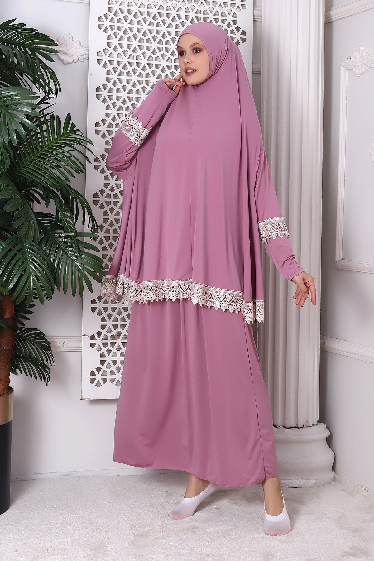 Two-Piece Muslim Prayer Dress with Lace Detail | Modest Islamic Abaya Set with Skirt and Hijab - Ihvan
