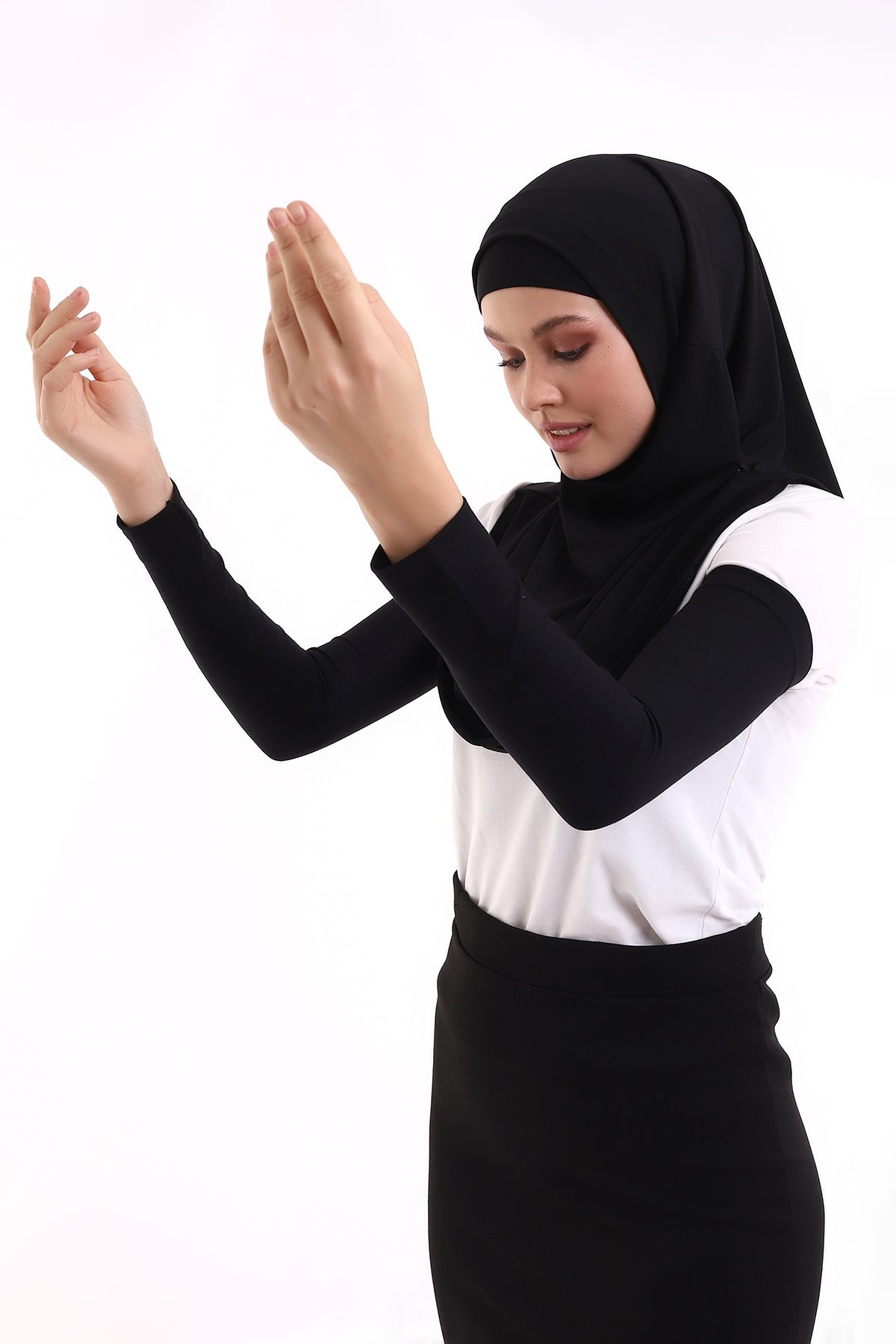 Soft Stretchy Hijab Arm Sleeves for Muslim Women | Modest Lycra Arm Covers - Ihvan