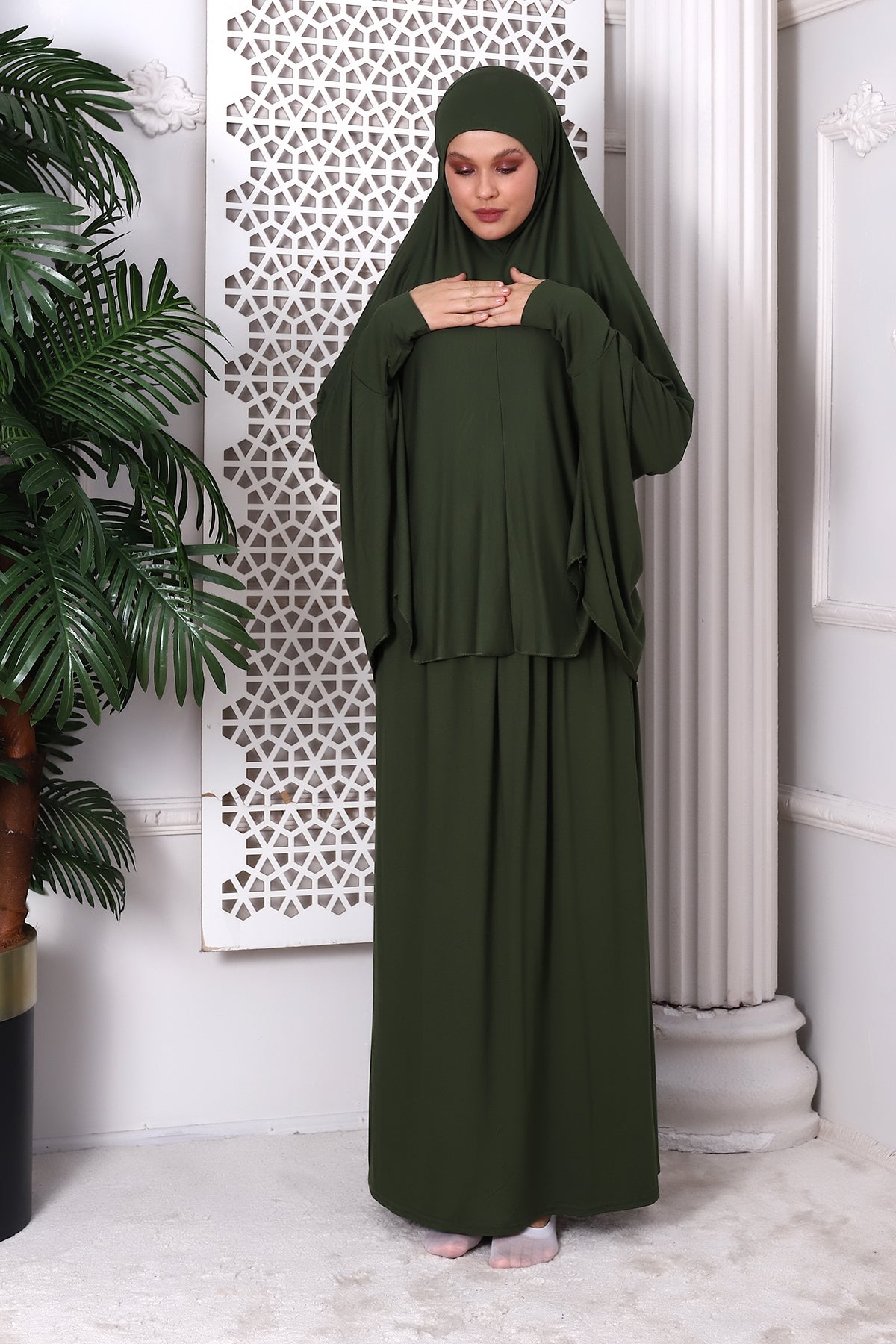 Two-Piece Muslim Prayer Dress for Women | Modest Islamic Abaya Set with Skirt and Hijab - Ihvan