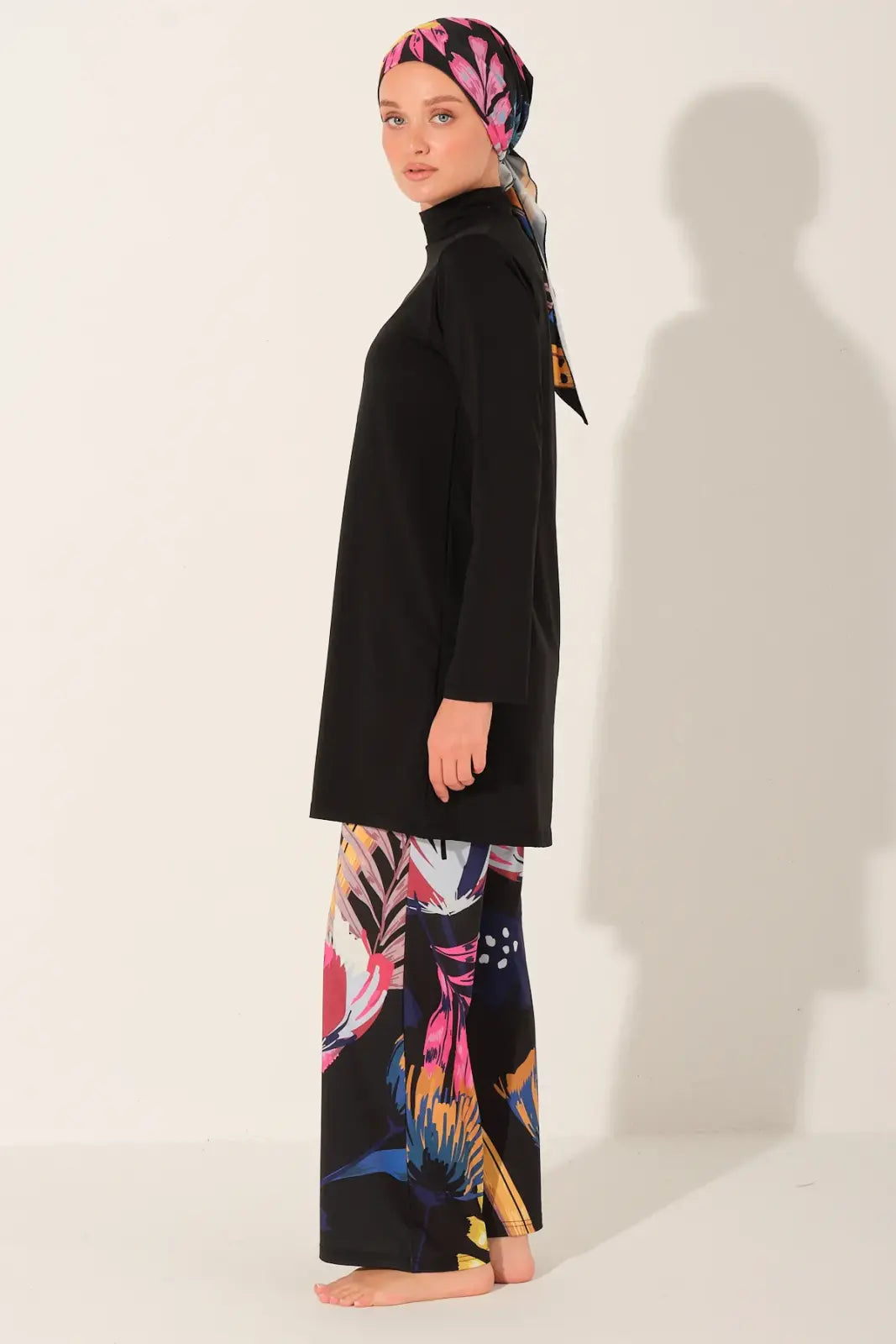 Alfasa Modest Swimsuit Chrysanthemum Pattern Long Sleeved 24613-26 Black