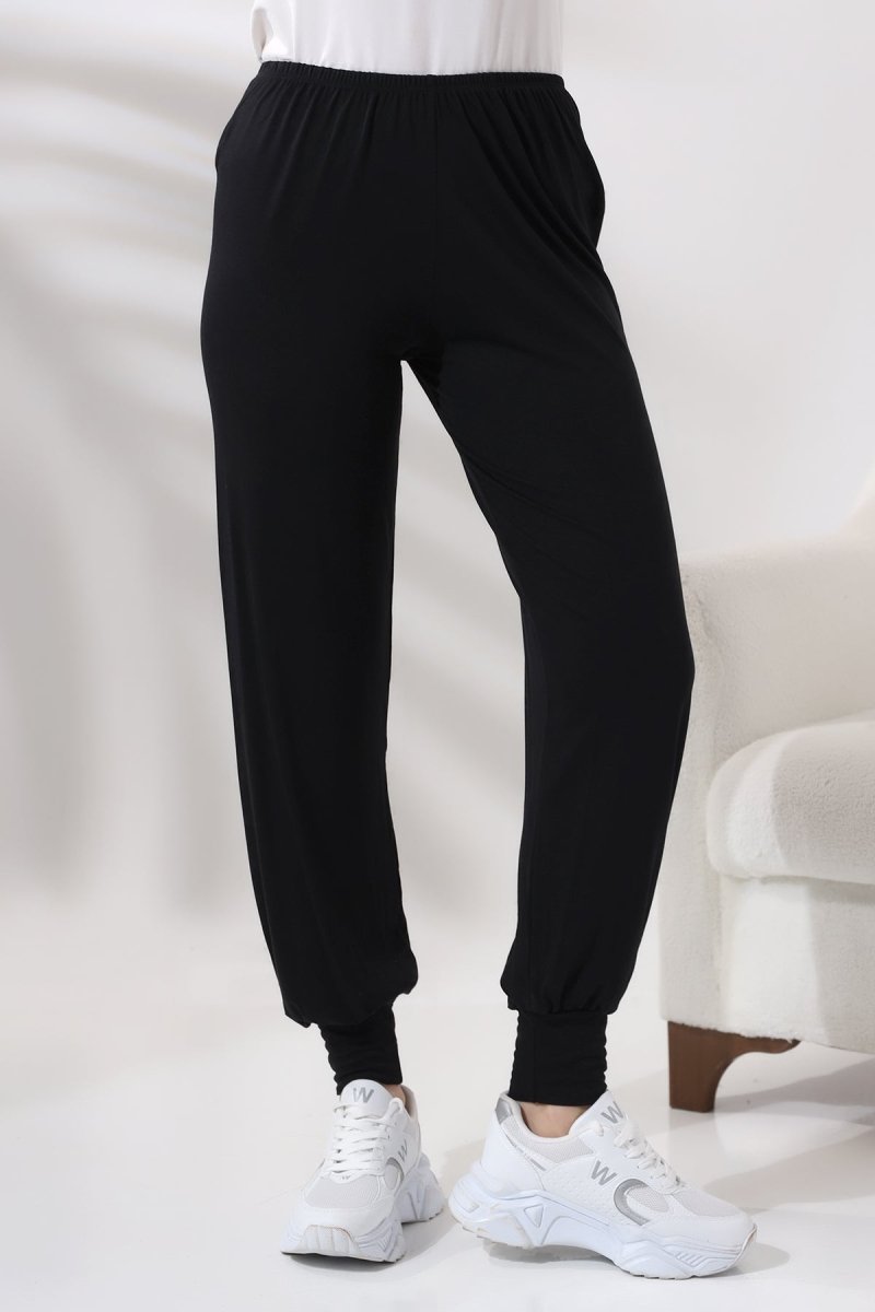 Black Women's Elastic Waist Relaxed Fit Cotton Hijab Trousers – Suitable for Umrah and Daily Use Under abayas - ihvan