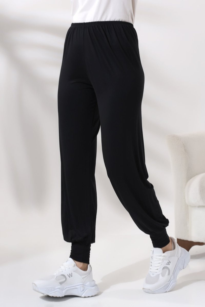 Black Women's Elastic Waist Relaxed Fit Cotton Hijab Trousers – Suitable for Umrah and Daily Use Under abayas - ihvan