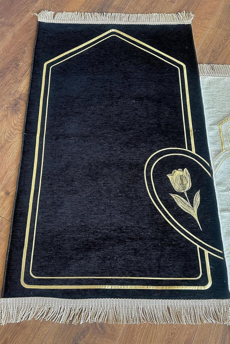 Couples Muslim Prayer Rug Set – 2 Soft Chenille Mats with Rose Pattern & Prayer Beads - ihvan