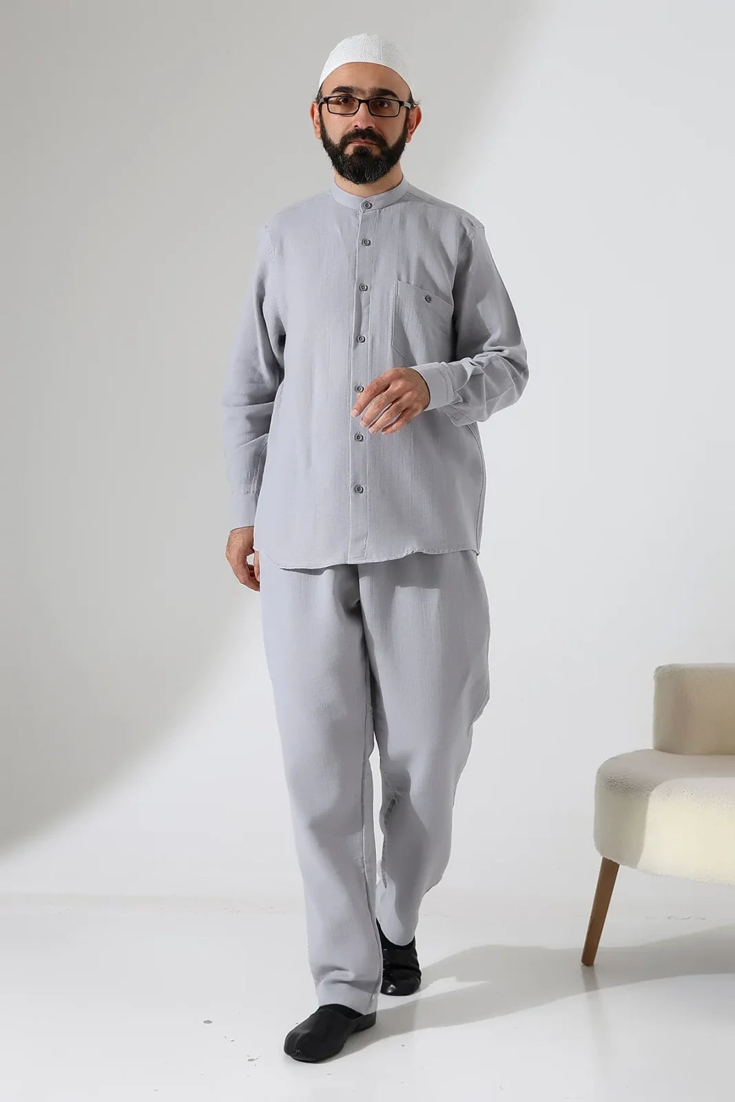 Men’s Hajj & Umrah Muslin Shirt and Trousers Set – Mandarin Collar (ANS)
