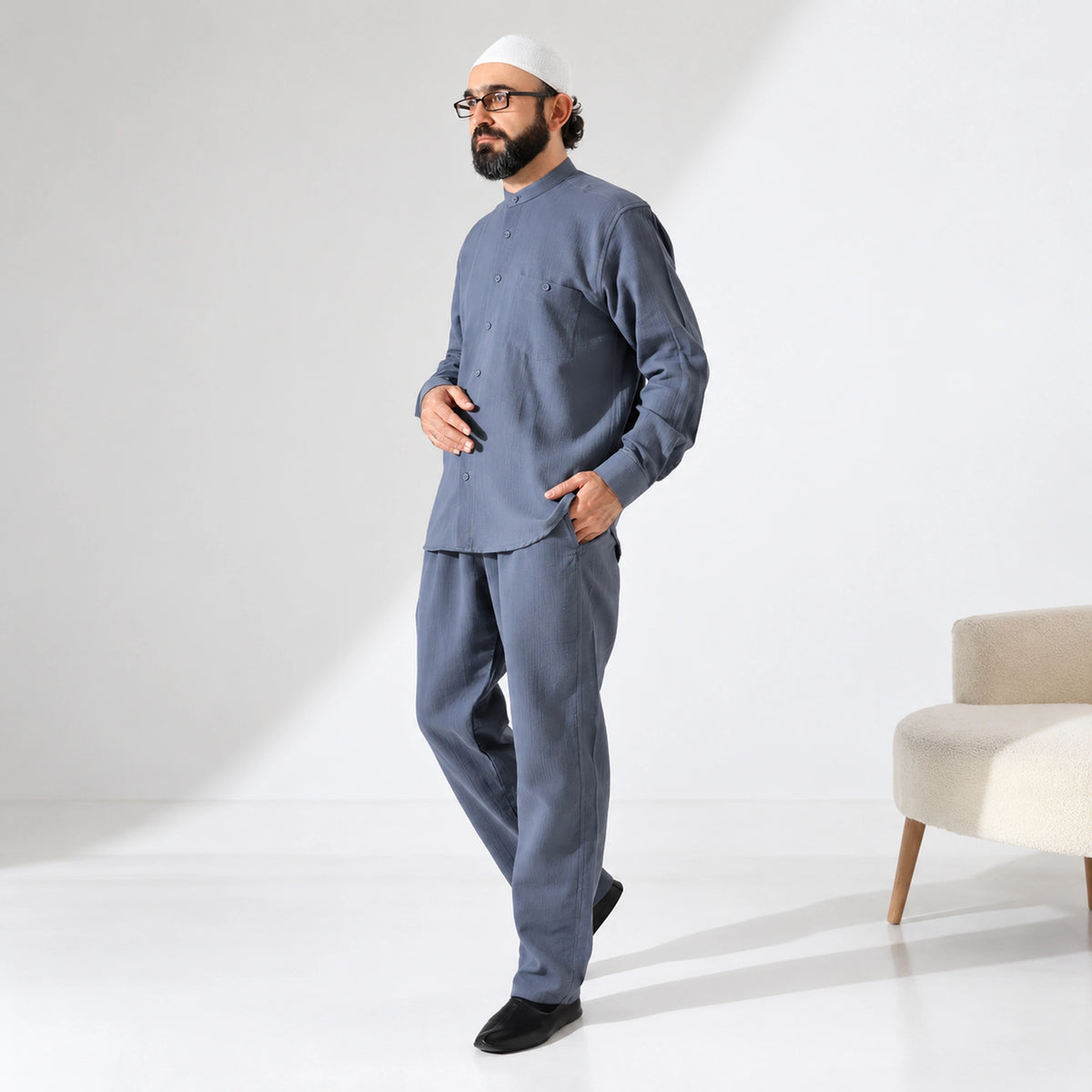 Men’s Hajj & Umrah Muslin Shirt and Trousers Set – Mandarin Collar (ANS)