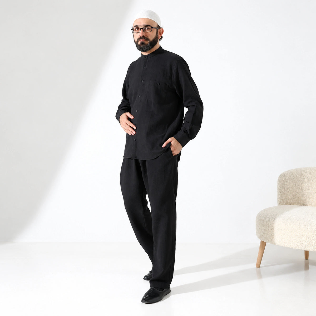 Men’s Hajj & Umrah Muslin Shirt and Trousers Set – Mandarin Collar (ANS)