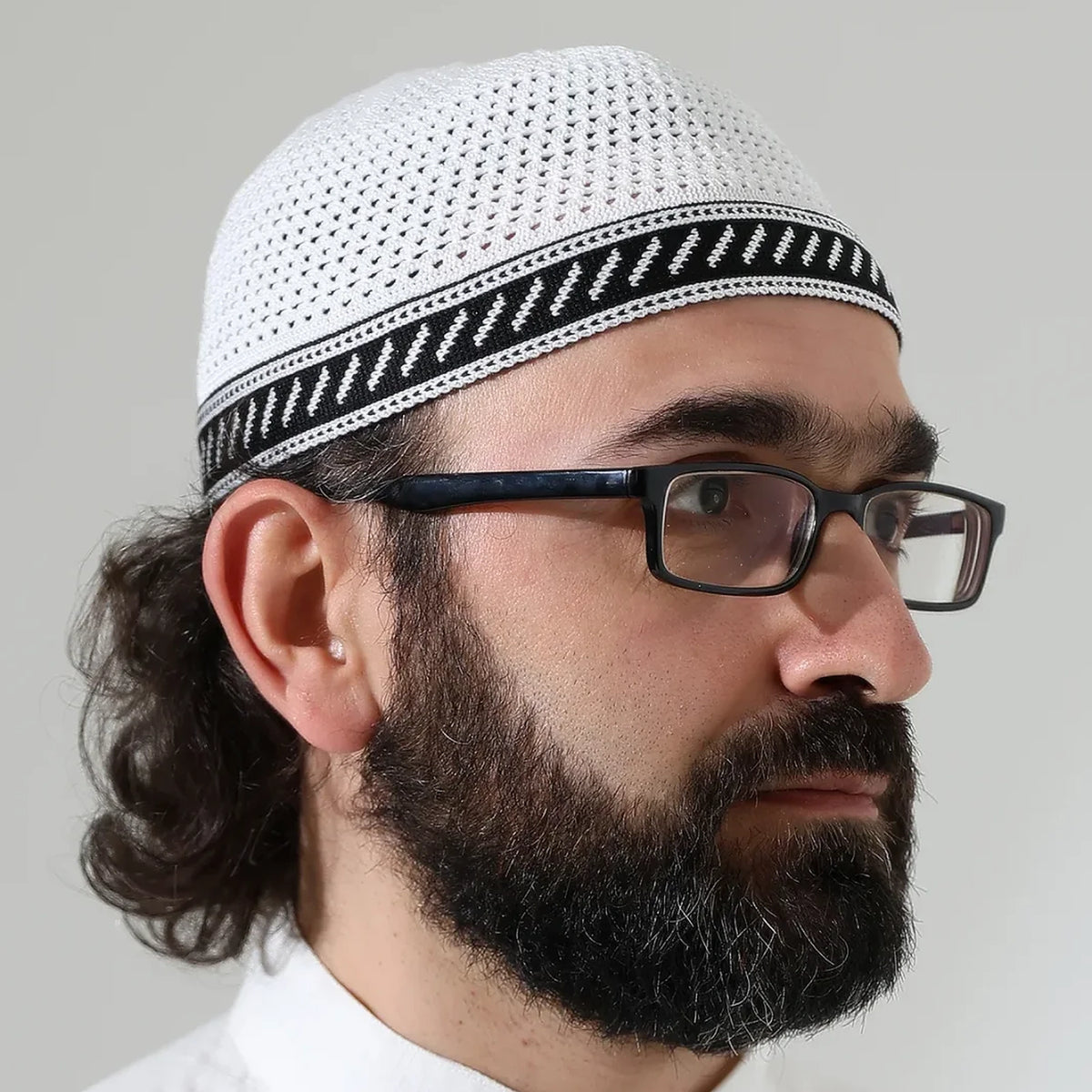 Milad Stripe-Detail Kufi Prayer Cap – Patterned Machine-Knitted Muslim Cap