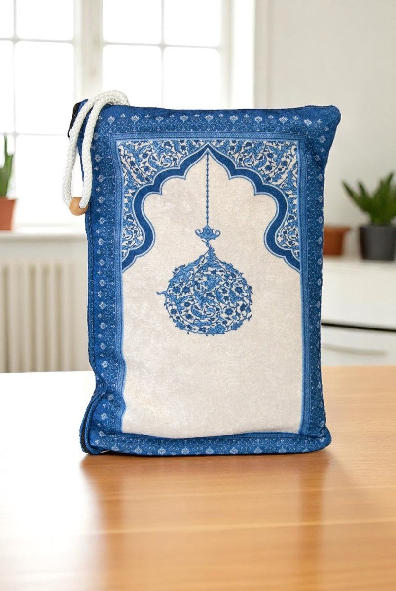 Muslim Prayer Rug with Portable Fabric Bag – Soft Travel Sajadah, Islamic Gift for Eid & Ramadan - ihvan
