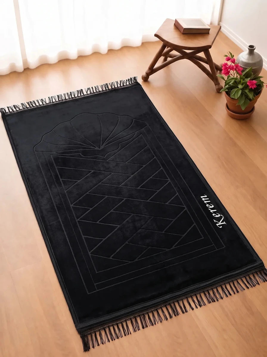 Personalized Embroidered Plush Prayer Rug with Mihrab Design - ihvan