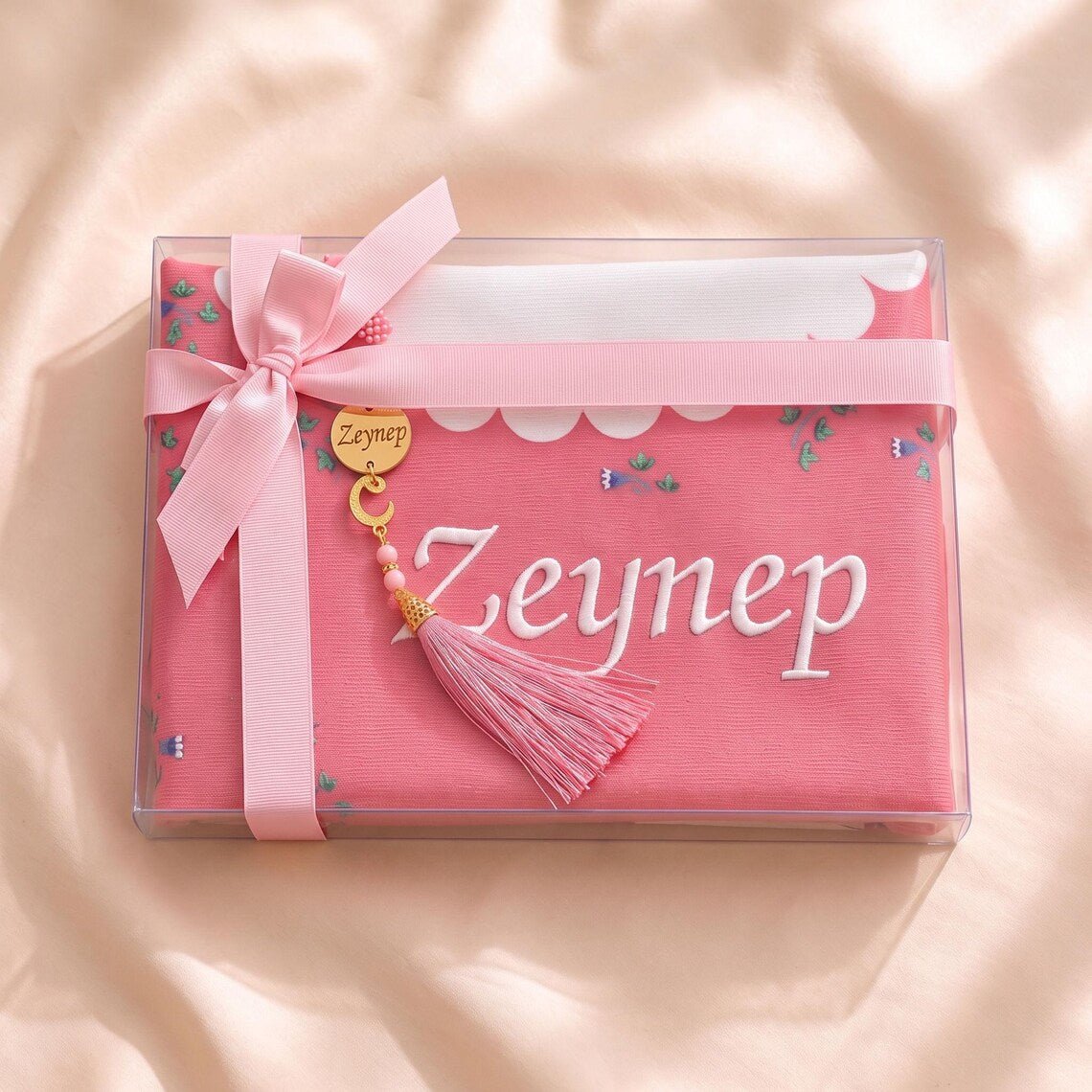 Personalized Prayer Mat for Girls, Kaaba Design and Embroidered Name, Quran and Tasbih - ihvan
