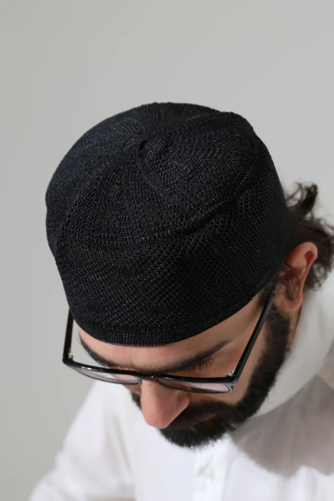 Structured Knitted Kufi Prayer Cap – Black