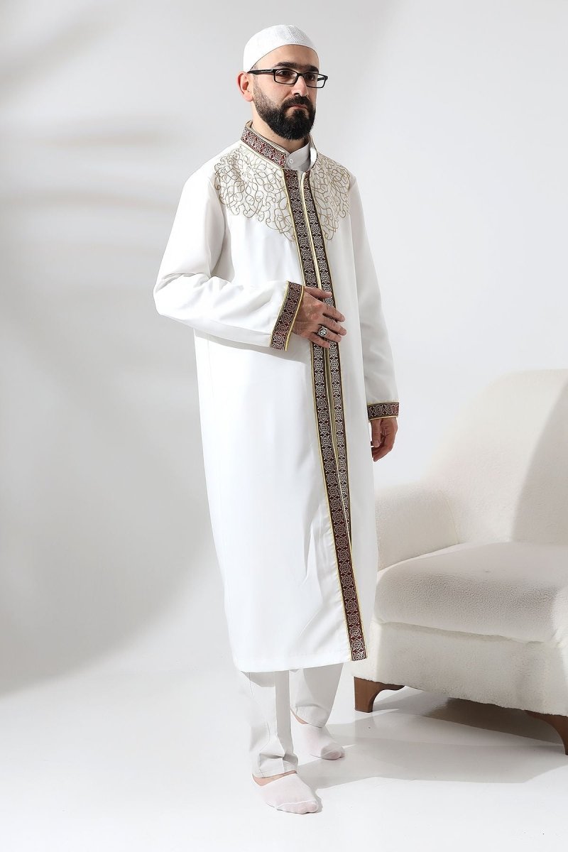 White Mandarin Collar Men's Prayer Robe with Burgundy Stripe Embroidery - ihvan