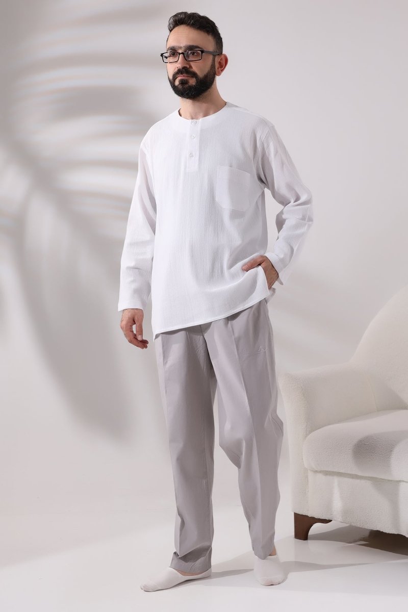 White Men's Relaxed Fit 3-Button Crew Neck Hajj and Umrah Shile Fabric Shirt - ihvan