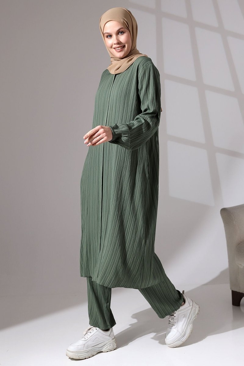 Women's Crepe Fabric Two-Piece Set with Hidden Zipper, Hajj/Umrah Outfit, Green - ihvan