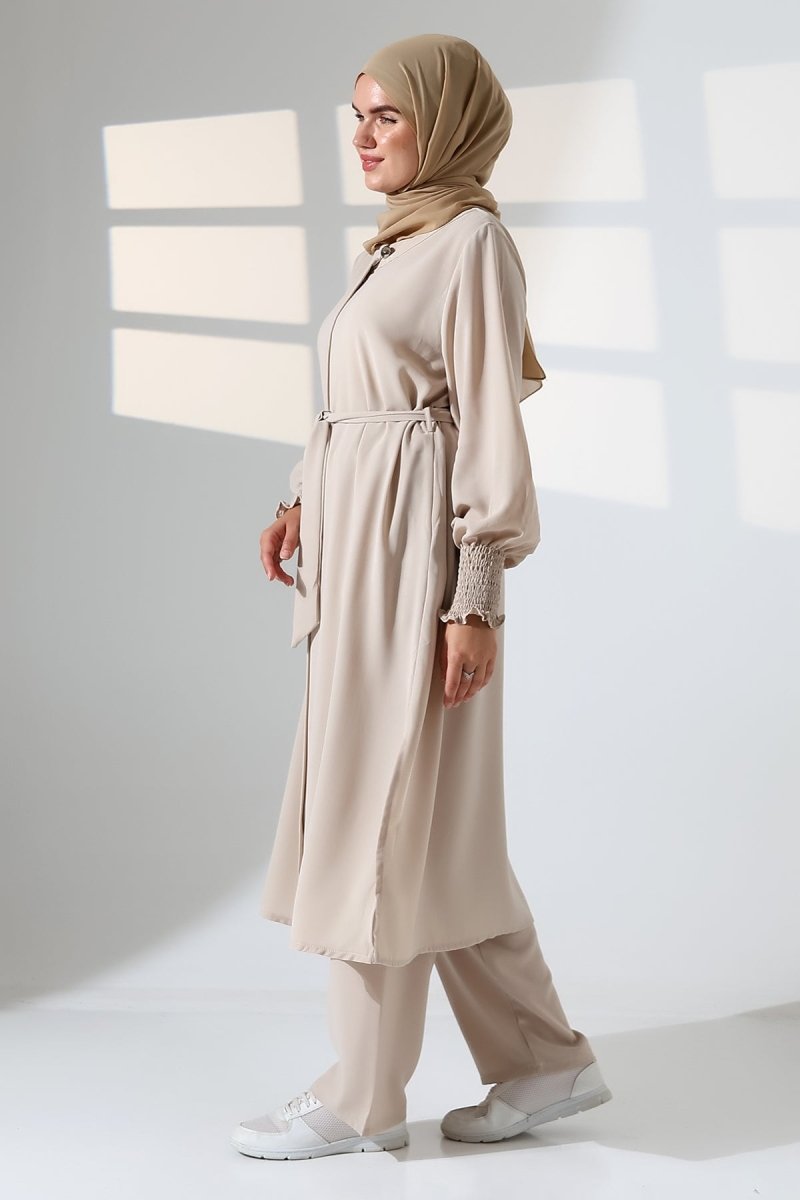Women's Linen Hajj and Umrah Attire, Belted Hijab Two-Piece Set - Cream - ihvan
