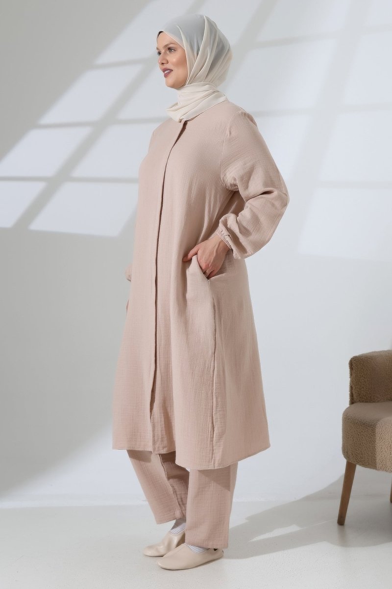 Women's Muslin Zip-Up Hijab Two-Piece Set Cotton Hajj and Umrah Outfit Beige (VSN) - ihvan