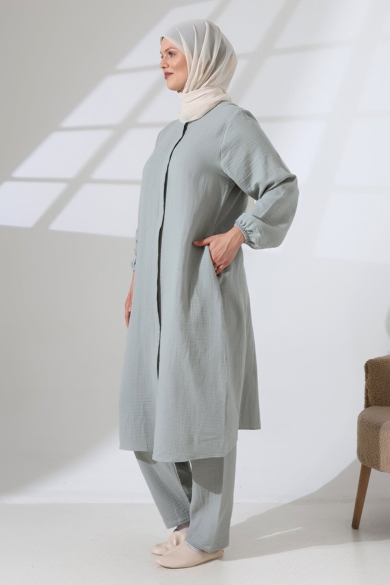 Women's Muslin Zip-Up Hijab Two-Piece Set Cotton Hajj and Umrah Outfit Mint Green (VSN) - ihvan
