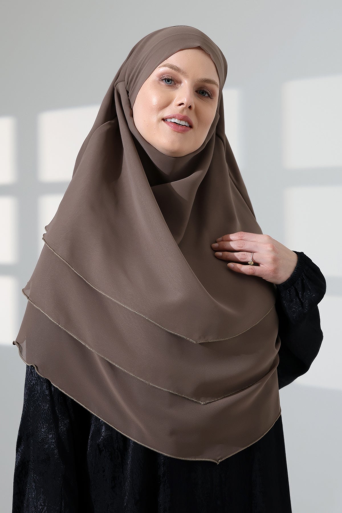 Muslim Prayer Hijab 3 Layers, Chiffon Khimar with Niqab Face Veil, Breathable Layered Ruffle Instant Long Scarf for Women, Oval Cut