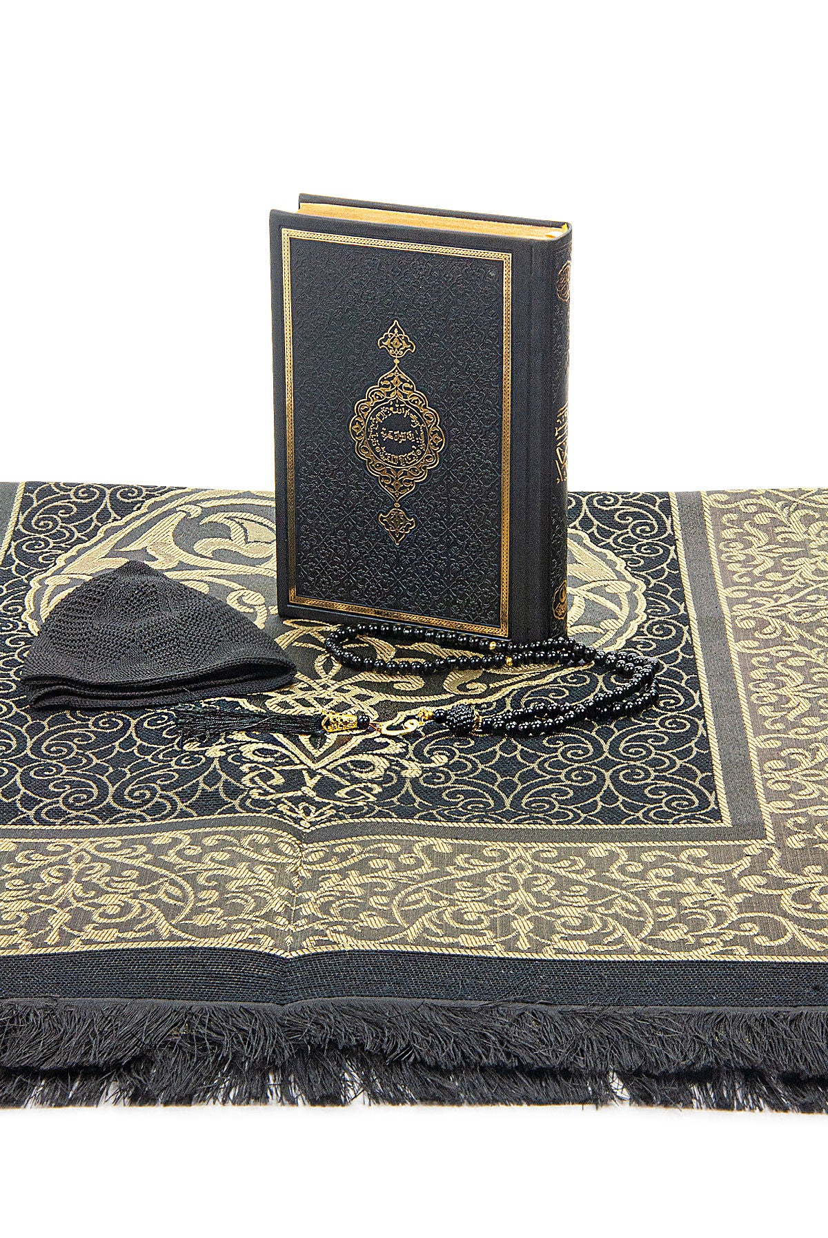Luxury Dowry Quran Set – Termo Leather Quran, Prayer Rug, Tasbeeh, and Takkes in Gift Box