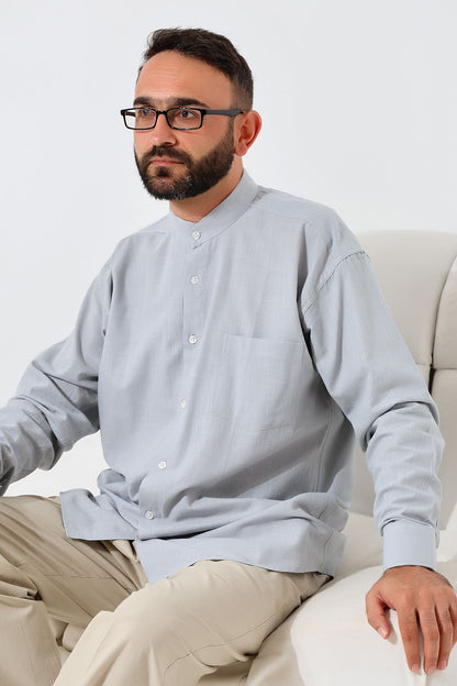 Gri Erkek Bol Kesim Tek Cepli Hakim Yaka Hac ve Umre Keten Gömlek