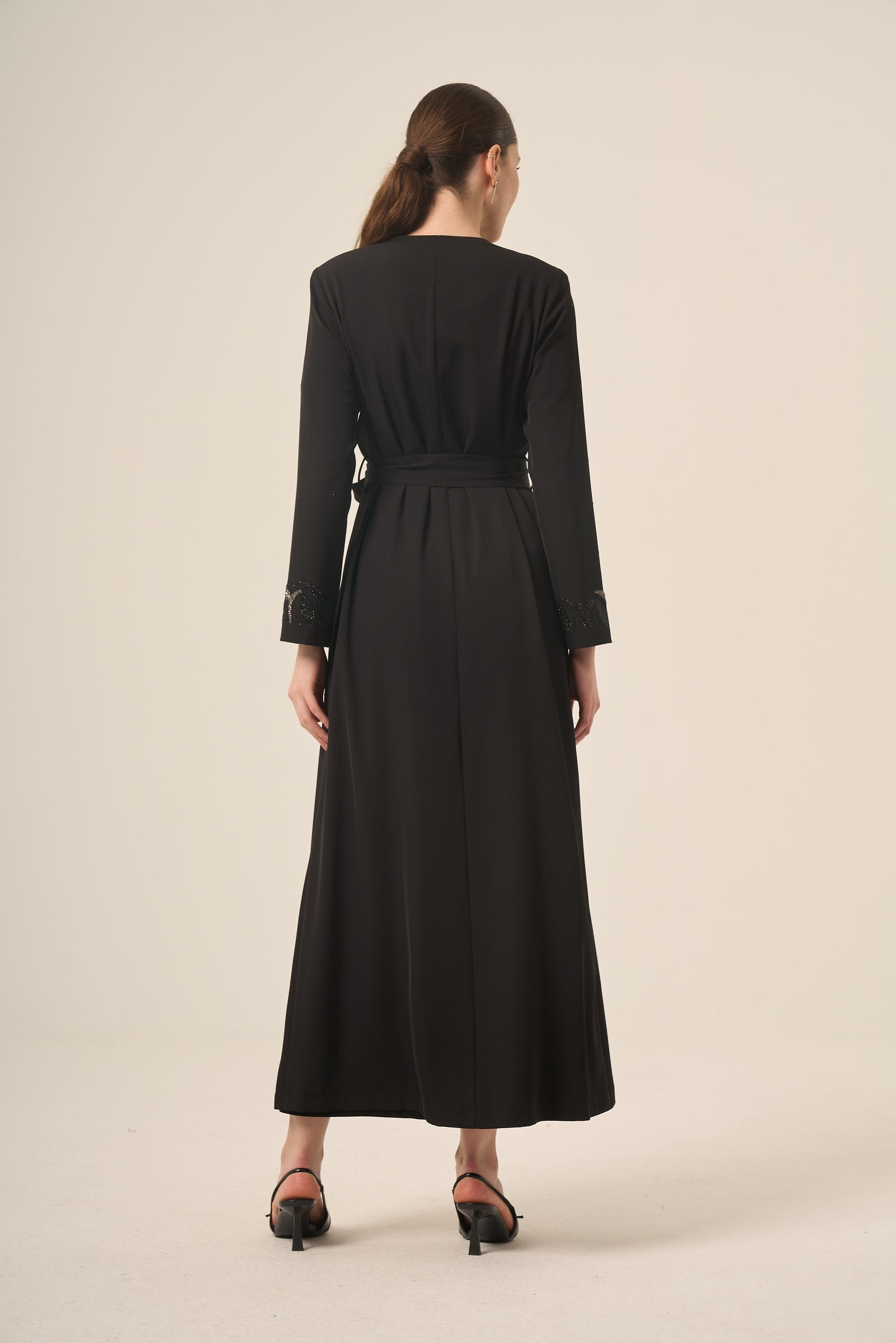 Siyah İki Parça Kristal Taş Detaylı Abaya 6517-25 Siyah