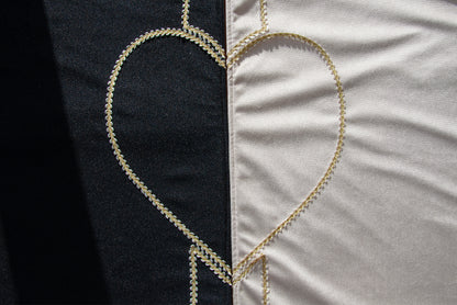 Premium Black & Cream Muslim Prayer Rug Set for Couples | Padded Velvet - Ihvan