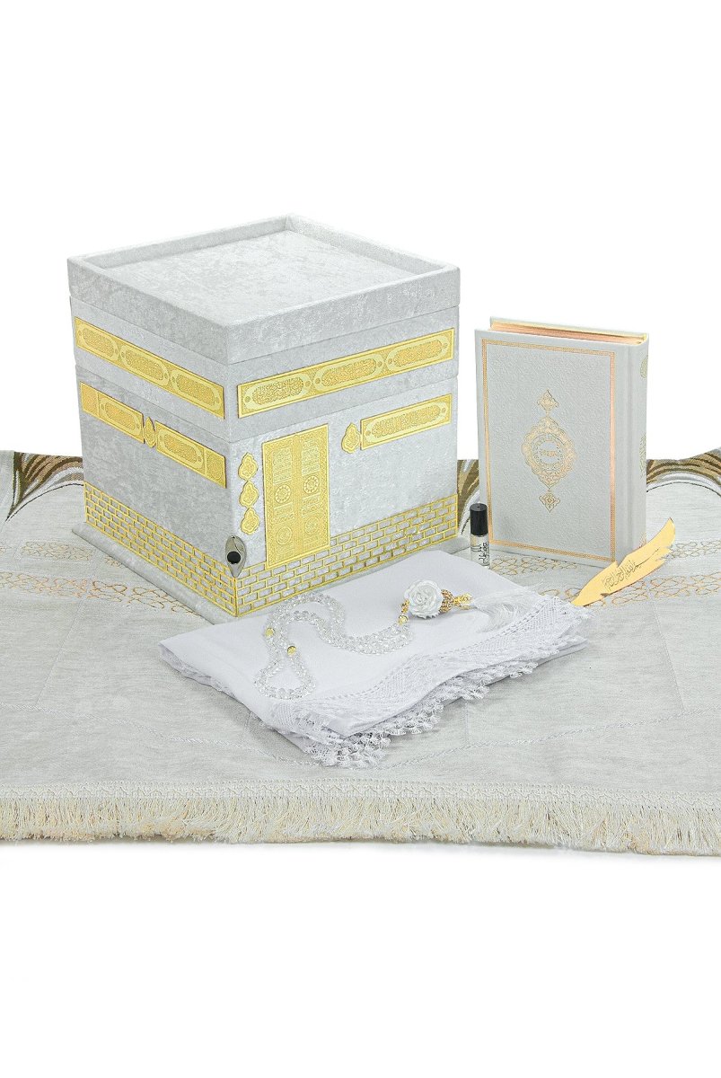 Elegant Kaaba Design Islamic Prayer Gift Set | Muslims Prayer Rug & Holy Quran & Wedding Gift - ihvan
