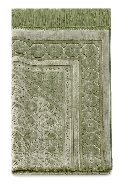 Soft Plush Velvet Muslim Prayer Rug (Sajadah | Janamaz | Salah Mat) - Ihvan