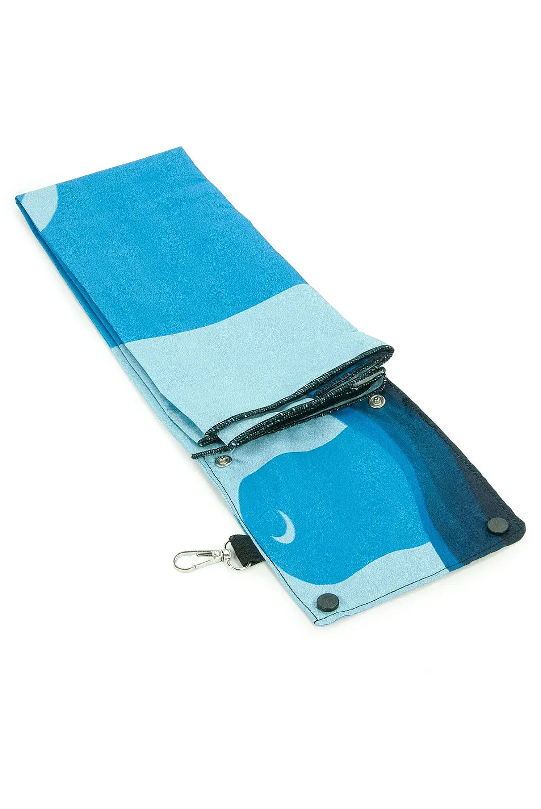 Portable Foldable Travel Prayer Mat with Keychain – Water-Resistant Pocket Sajdah Mat