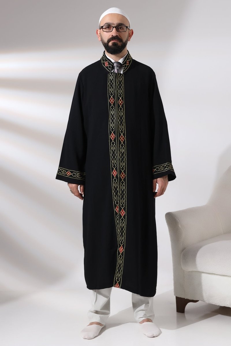 Black Men's Prayer Robe with Embroidered Pattern and Mandarin Collar - ihvan