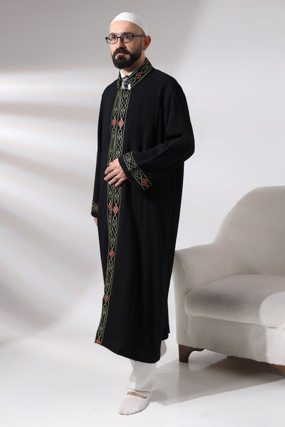Black Men's Prayer Robe with Embroidered Pattern and Mandarin Collar - ihvan