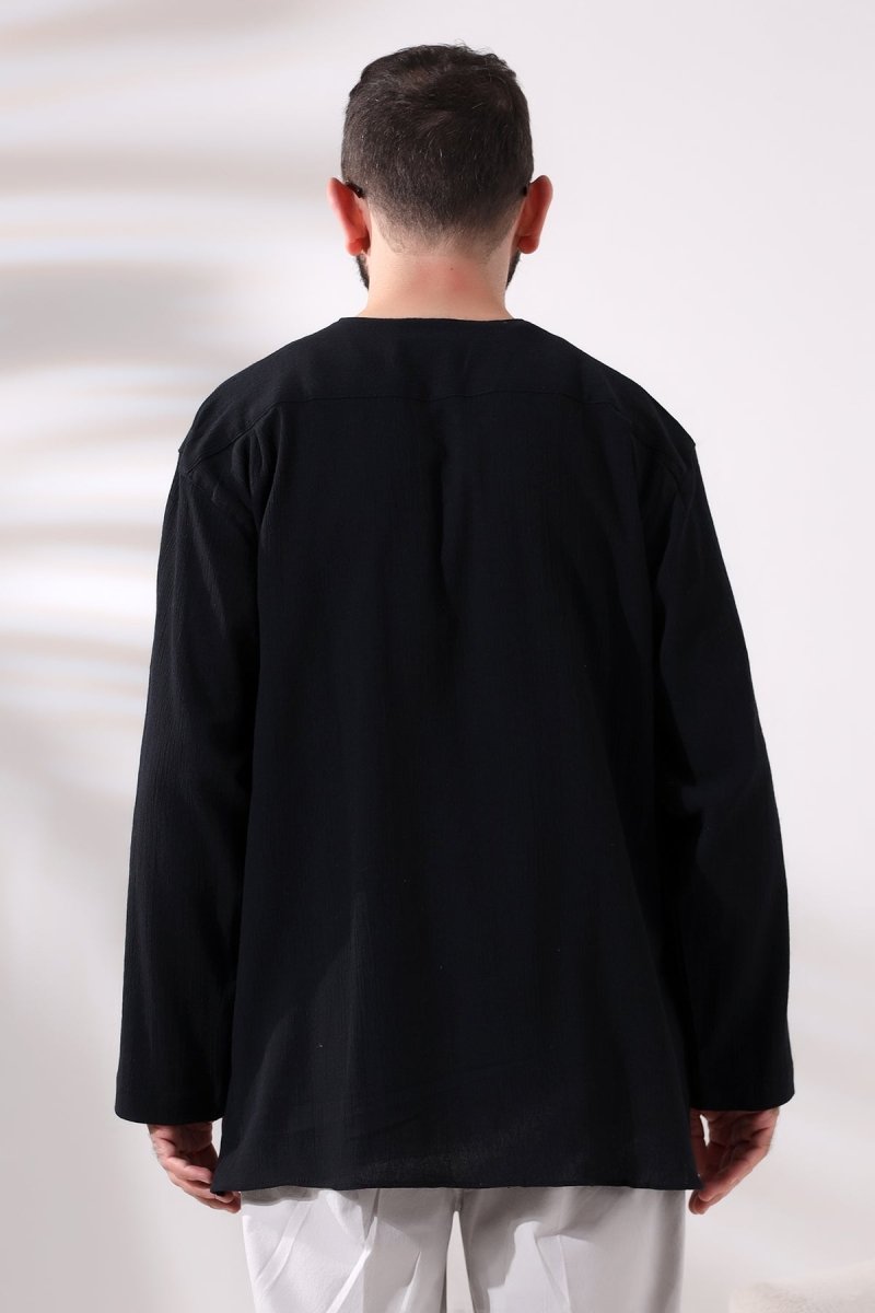 Black Men's Relaxed Fit 3-Button Crew Neck Hajj and Umrah Shile Fabric Shirt - ihvan