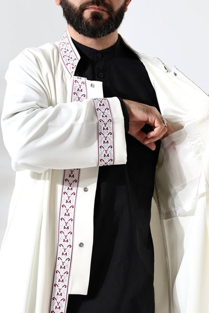 Cream-colored Imam Robe with Red Pattern Embroidery, Mandarin Collar, Snap Buttons, and Pockets. - ihvan