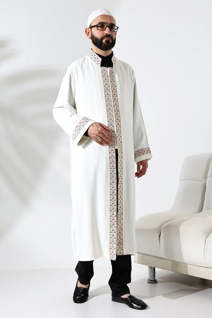 Cream-colored, mandarin collar, snap-button robe with pockets and embroidered burgundy pattern. - ihvan