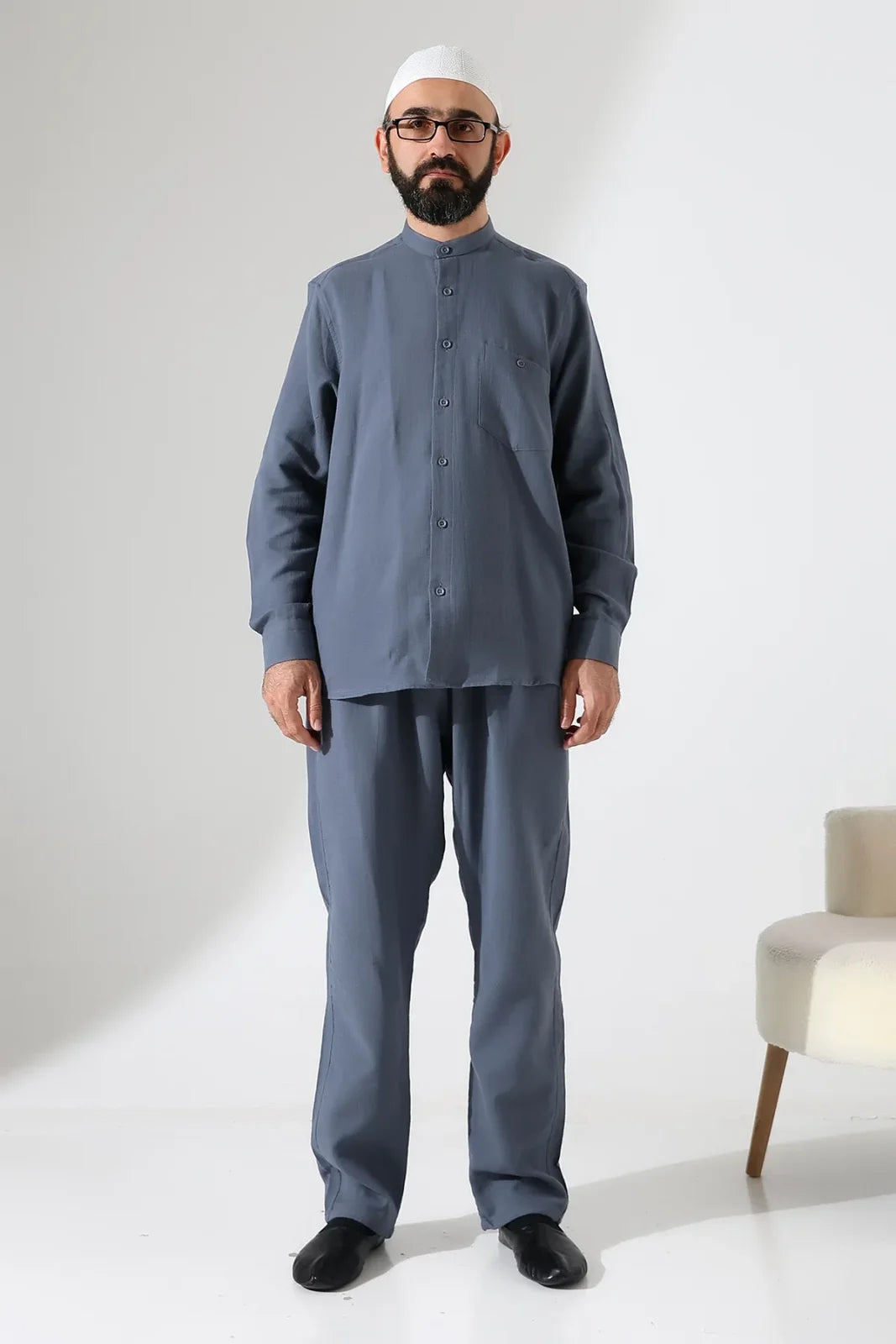 Men’s Hajj & Umrah Muslin Shirt and Trousers Set – Mandarin Collar (ANS)