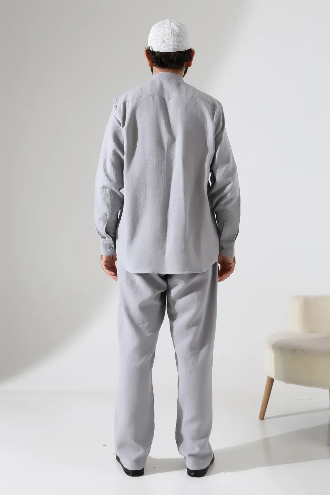 Men’s Hajj & Umrah Muslin Shirt and Trousers Set – Mandarin Collar (ANS)