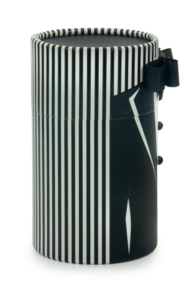 Groom's Dowry Gift Set – Mini Quran, Prayer Cap, Pearl Tasbeeh, and Perfume in Cylinder Box - ihvan