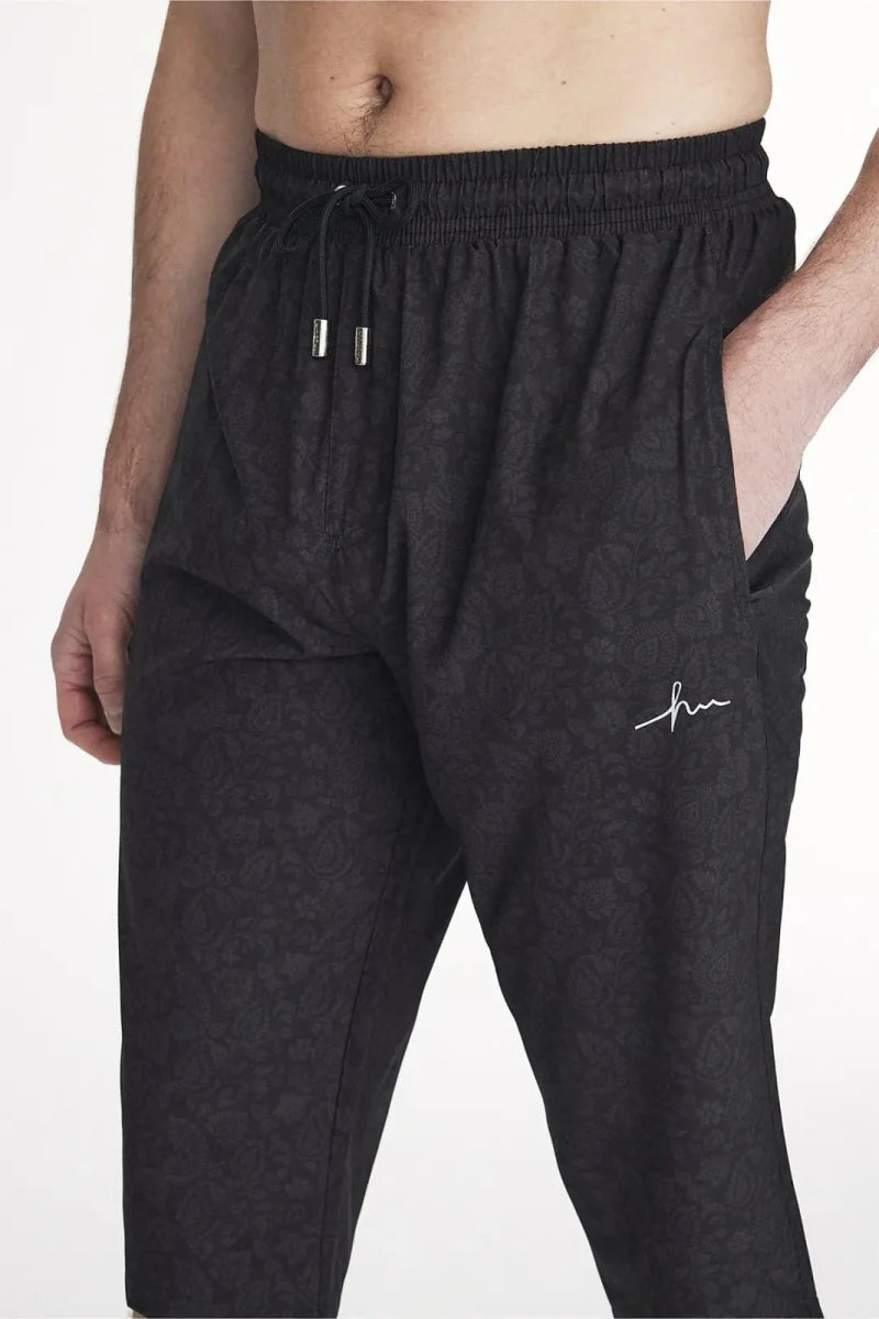 Haşema Floral Patterned Textured Long Men's Pool and Beach Shorts 6014 Black - ihvan