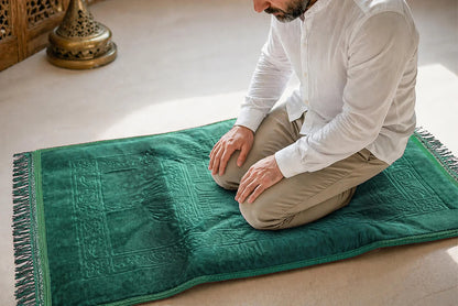 Orthopedic Padded Prayer Mat with Non-Slip Base – Soft Comfortable Sajdah Mat