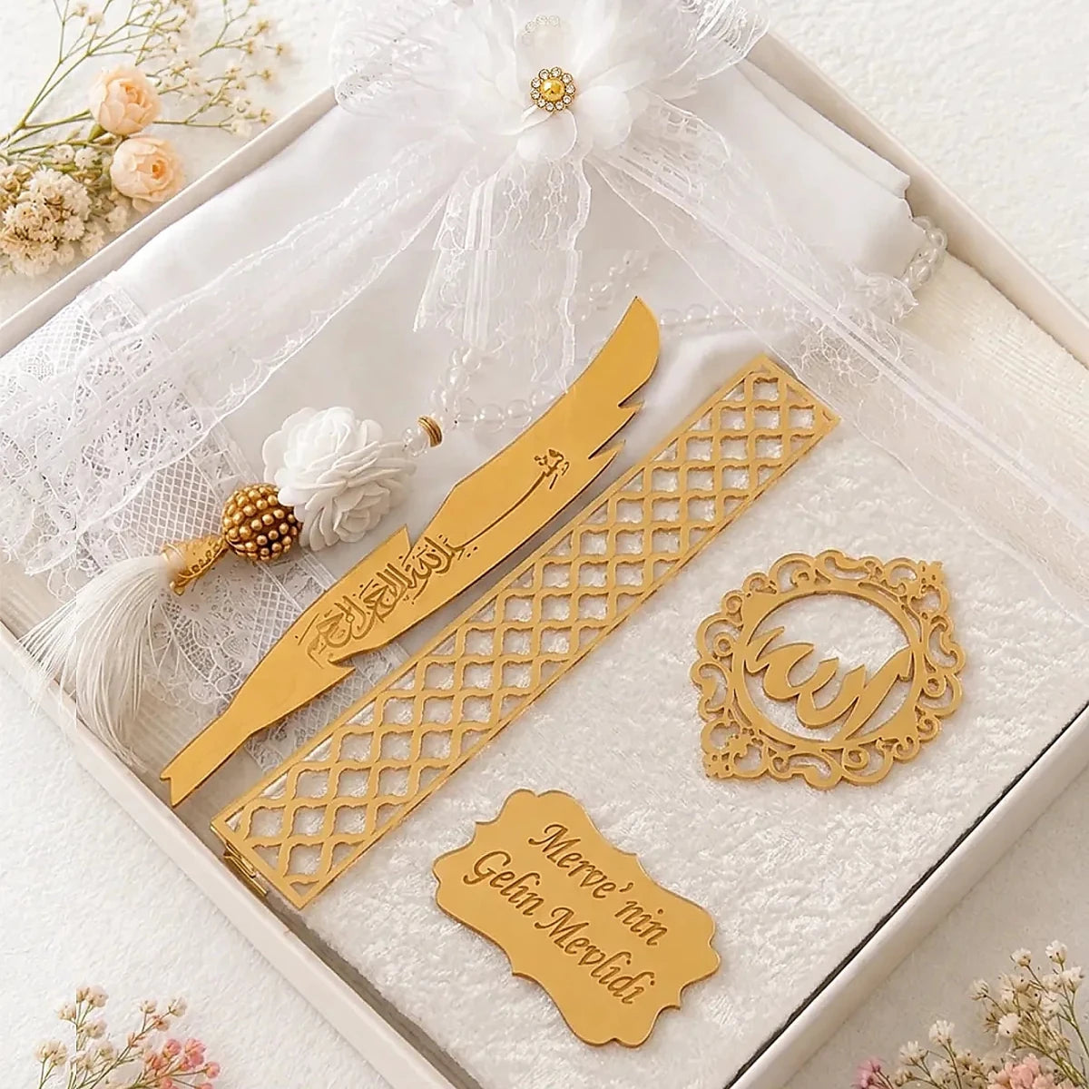 Personalized 5-Piece Islamic Wedding Gift Set with Yaseen Book, Prayer Mat & Prayer Scarf - ihvan