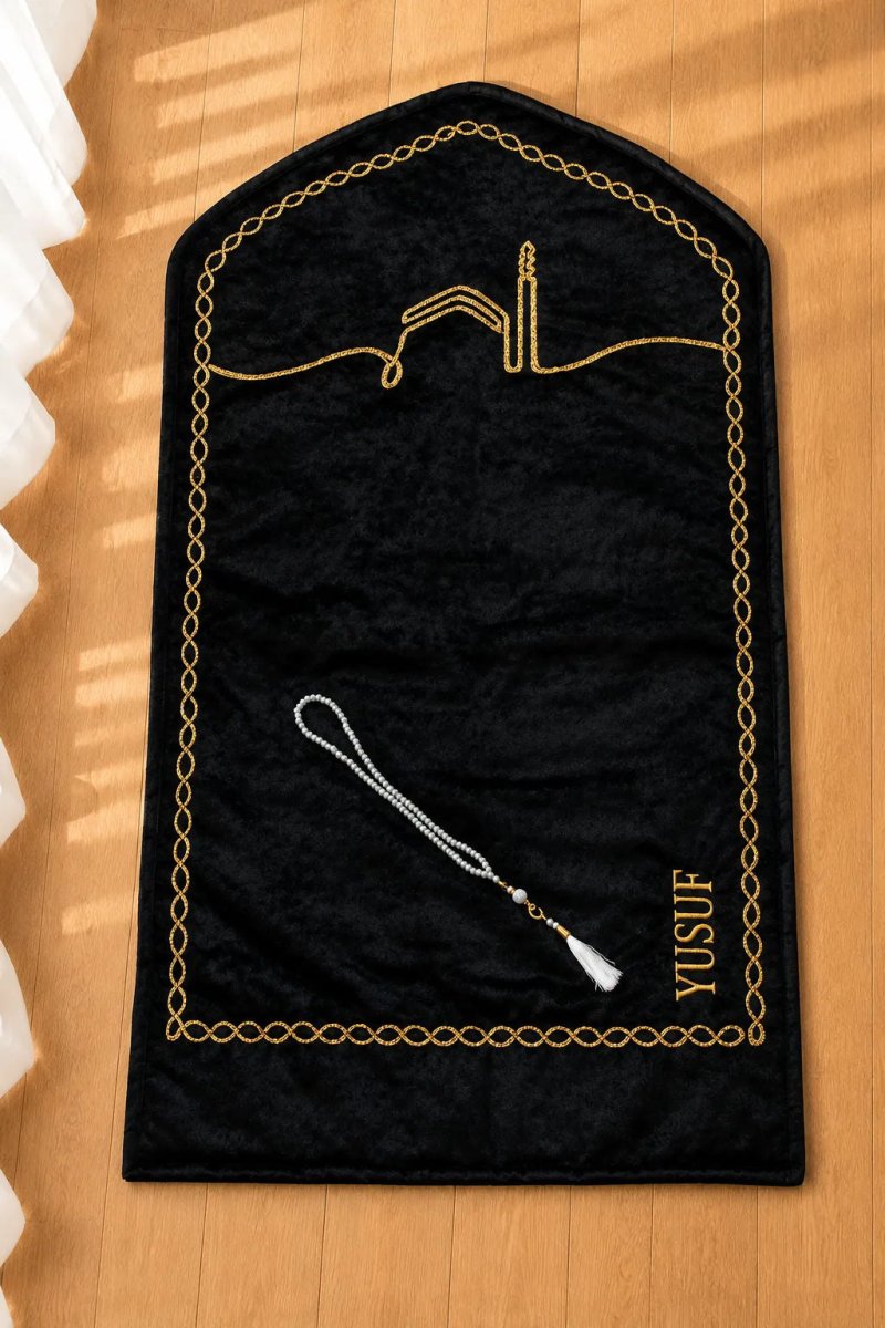 Personalized Couple’s Prayer Rug Set with Kaaba Design - Black & White - ihvan