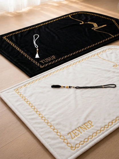 Personalized Couple’s Prayer Rug Set with Kaaba Design - Black & White - ihvan