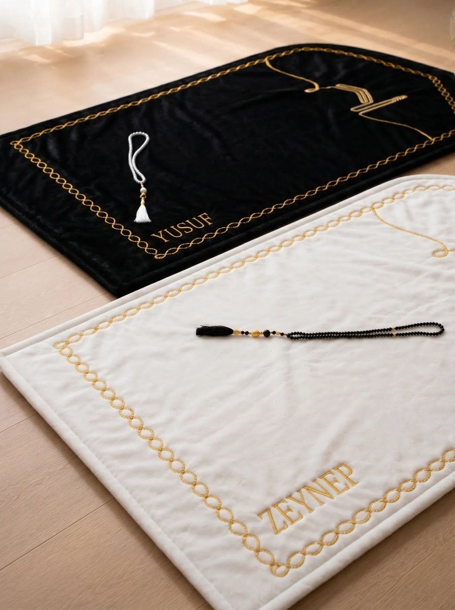 Personalized Couple’s Prayer Rug Set with Kaaba Design - Black & White - ihvan