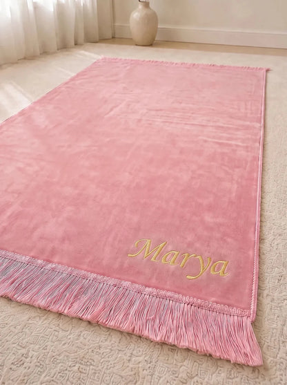 Personalized Velvet Prayer Mat & Yaseen Book Gift Set with Tasbih - ihvan