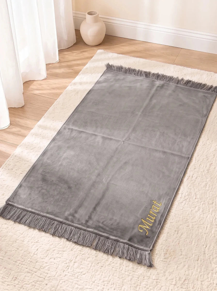Personalized Velvet Prayer Rug & Tasbih Gift Set - ihvan