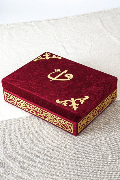 Personalized Velvet Quran Set with Plexiglass Elif - Vav Embellishments – Luxury Gift Box - ihvan
